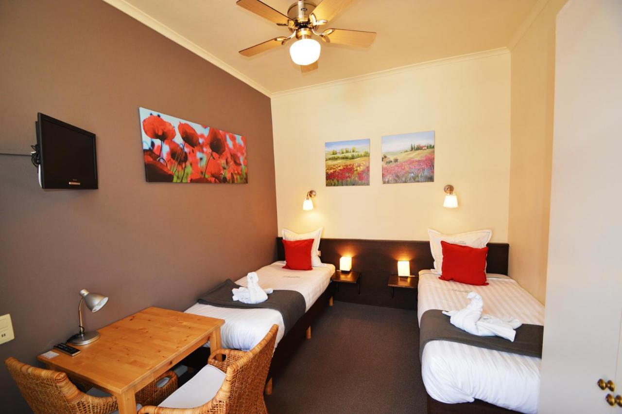 Hotel Ambrosia Ieper Bagian luar foto