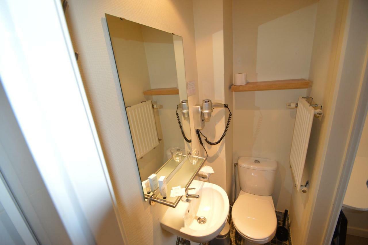 Hotel Ambrosia Ieper Bagian luar foto